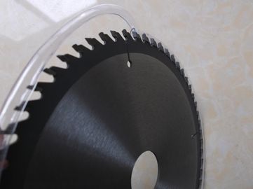 Lampe à scie circulaire TCT pour couper divers bois et contreplaqué fournisseur